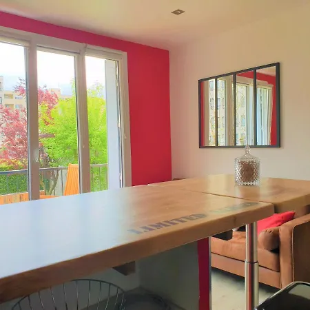 Gare - Polygone Scientifique - Palais De Justice