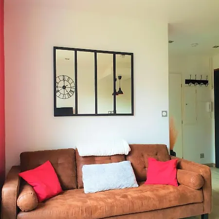 Gare - Polygone Scientifique - Palais De Justice *