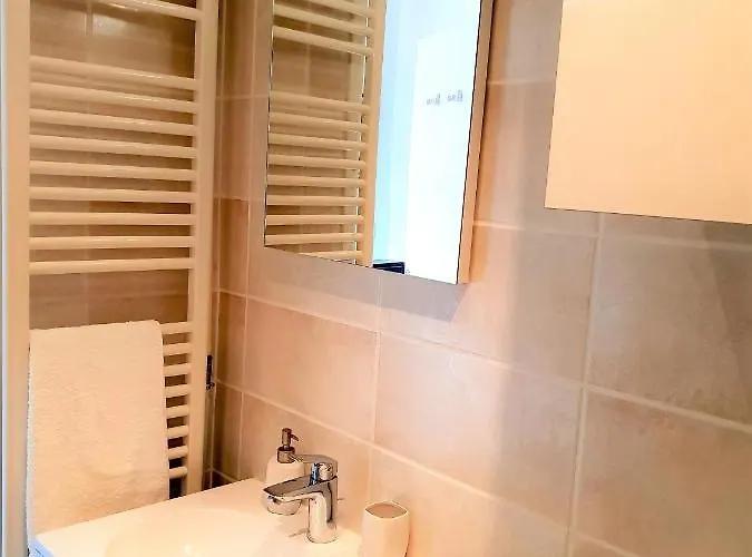 Gare - Polygone Scientifique - Palais De Justice * Grenoble